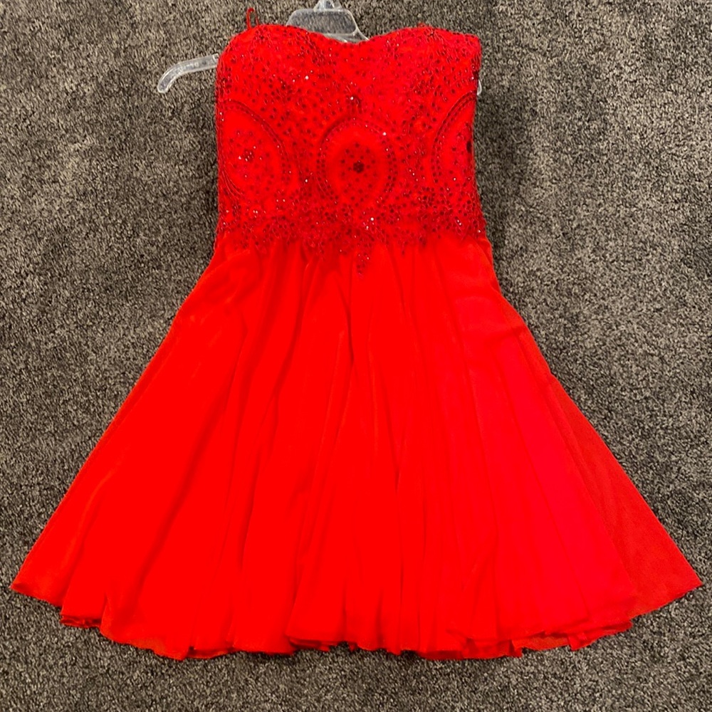 Short formal dress